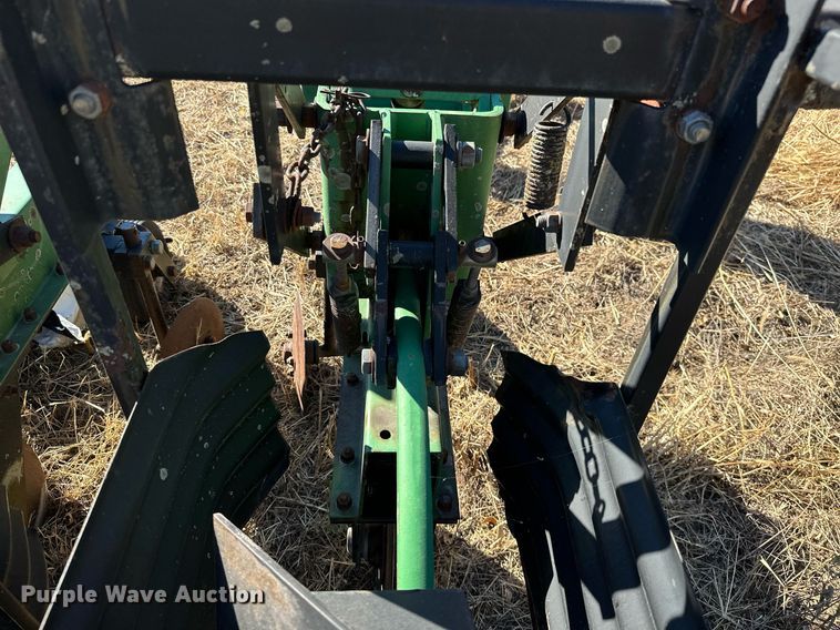 image for item KT9180 Sukup row crop cultivator