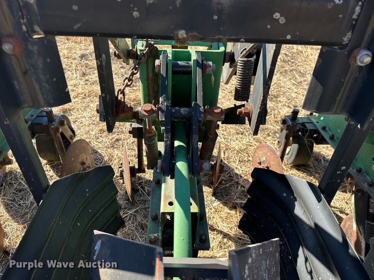 image for item KT9180 Sukup row crop cultivator