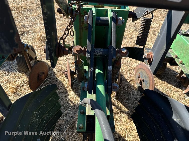 image for item KT9180 Sukup row crop cultivator