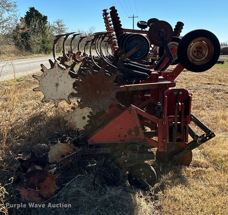 image for item KT9181 Case IH 183  row crop cultivator