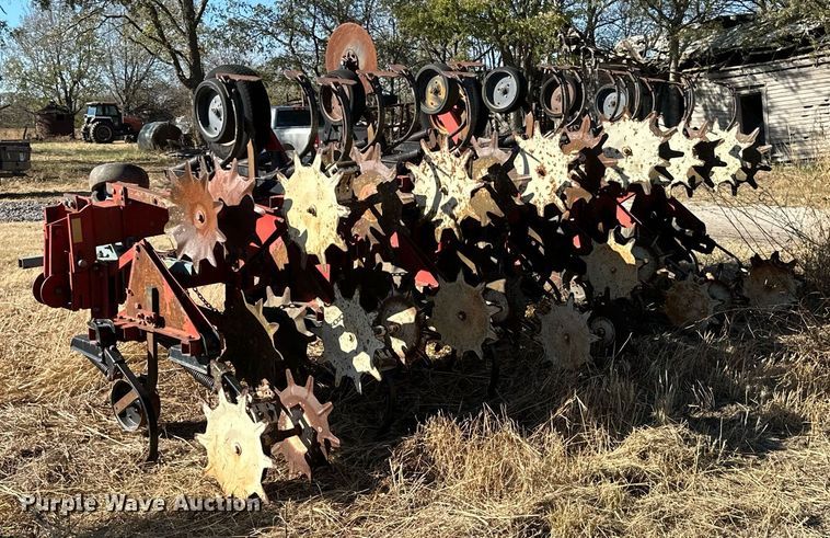 image for item KT9181 Case IH 183  row crop cultivator