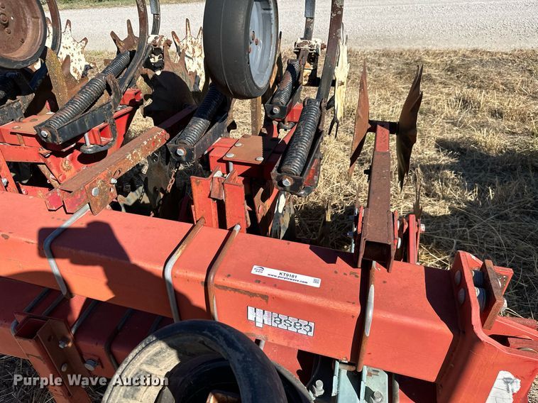 image for item KT9181 Case IH 183  row crop cultivator