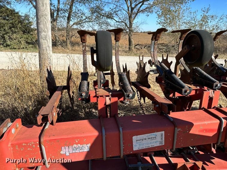 image for item KT9181 Case IH 183  row crop cultivator