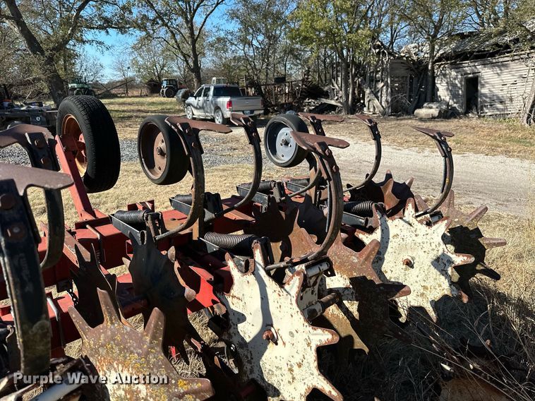 image for item KT9181 Case IH 183  row crop cultivator