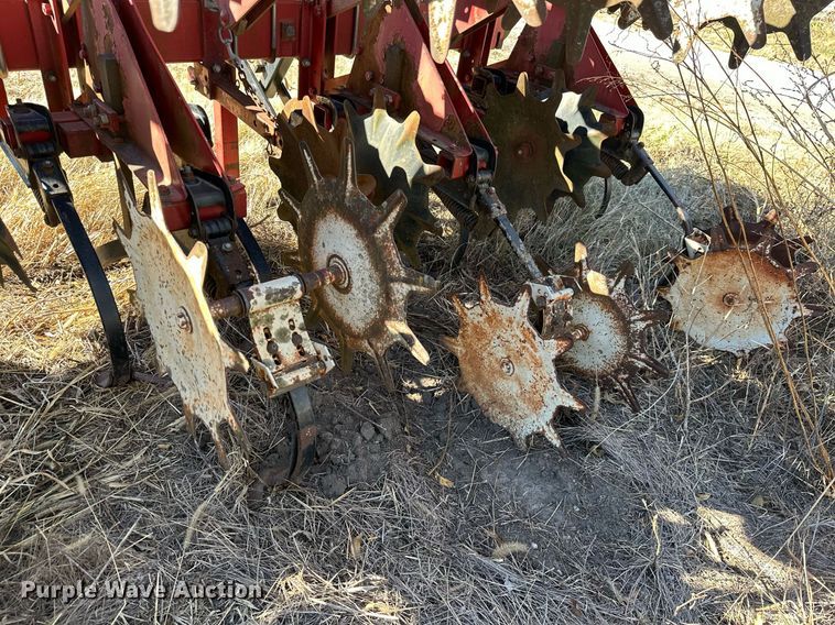 image for item KT9181 Case IH 183  row crop cultivator