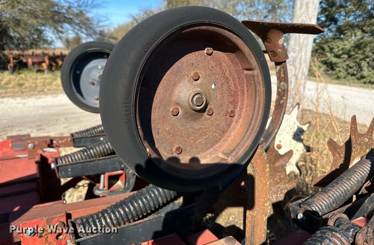 image for item KT9181 Case IH 183  row crop cultivator