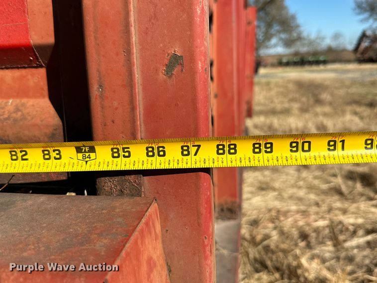 image for item KT9182 New Holland 8 silage wagon