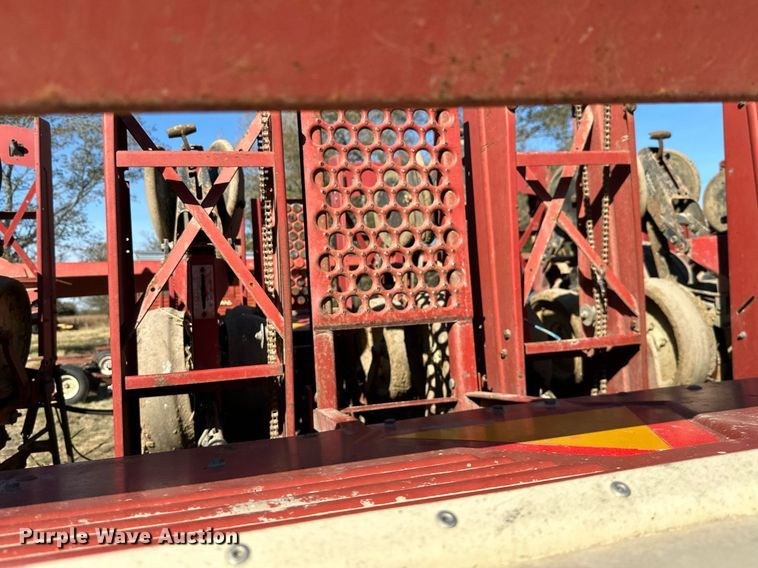 image for item KT9188 International 800  air seeder