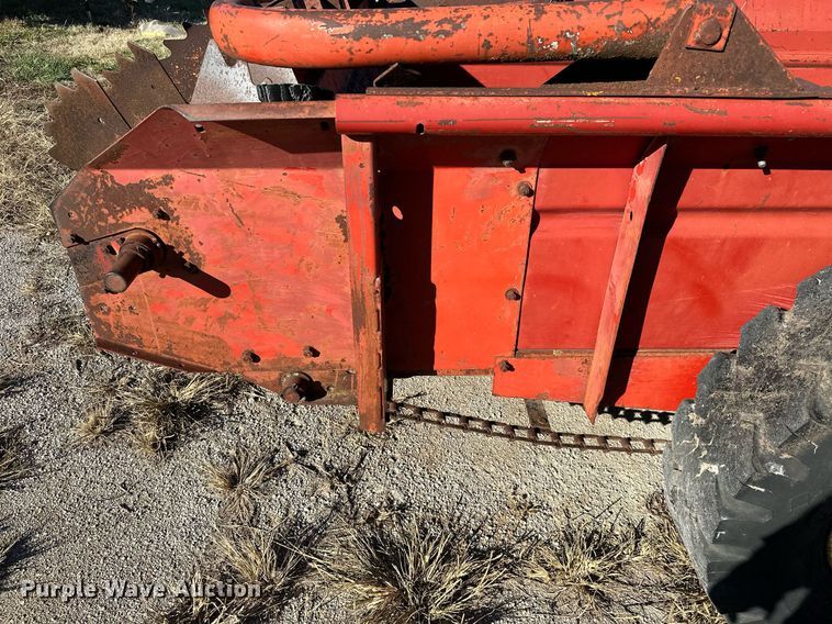 image for item KT9190 New Holland 518 manure spreader