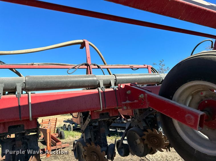 image for item KT9192 Case IH 1200  planter