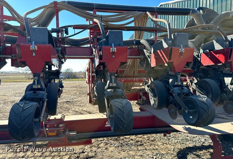 image for item KT9192 Case IH 1200  planter