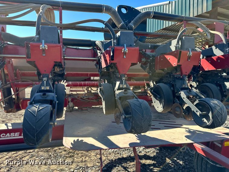 image for item KT9192 Case IH 1200  planter