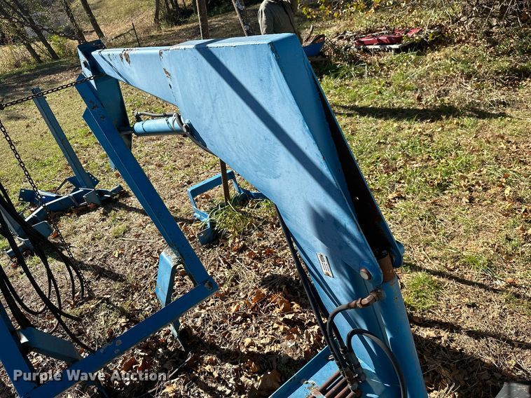 image for item KT9210 Ford 7410  loader