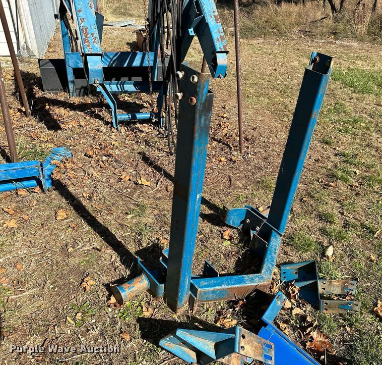 image for item KT9210 Ford 7410  loader