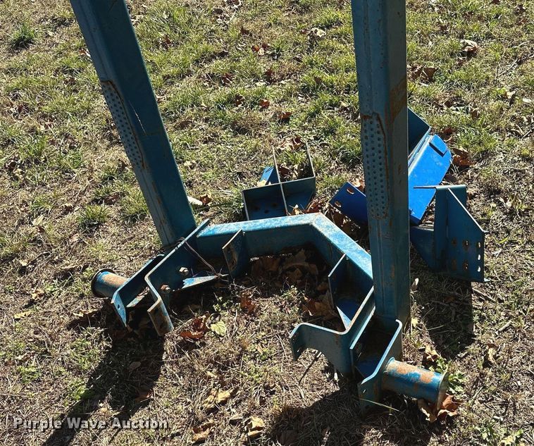 image for item KT9210 Ford 7410  loader