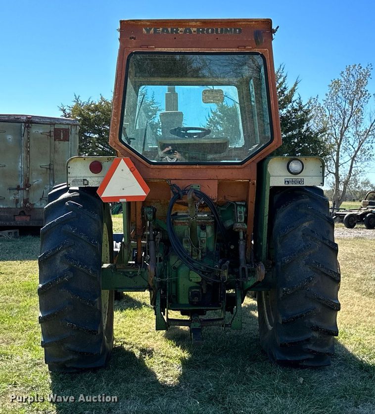 image for item KT9215 Oliver 1855  tractor