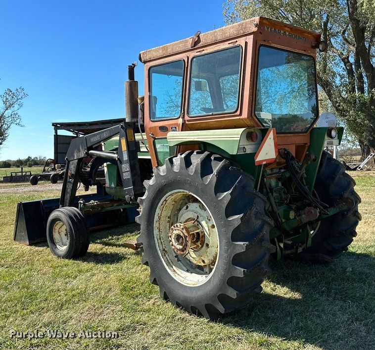 image for item KT9215 Oliver 1855  tractor