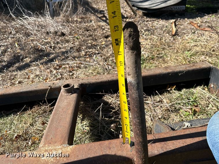 image for item KT9215 Oliver 1855  tractor