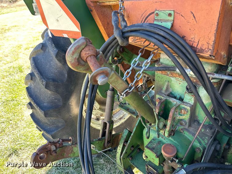 image for item KT9215 Oliver 1855  tractor