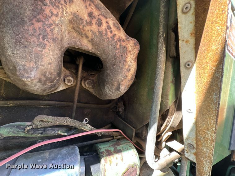 image for item KT9215 Oliver 1855  tractor