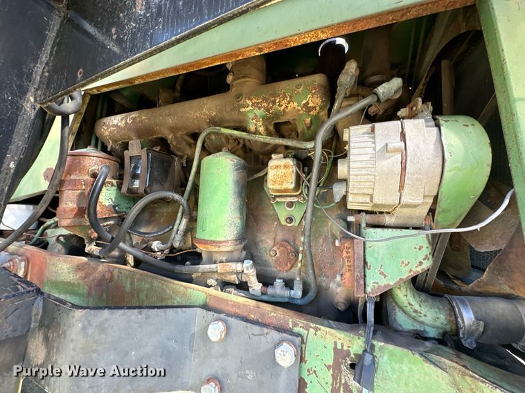 image for item KT9215 Oliver 1855  tractor