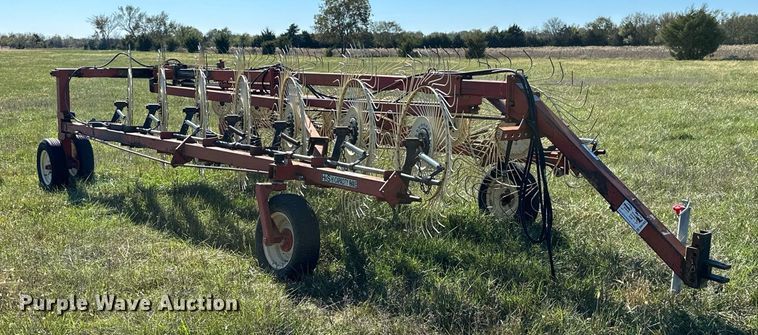 image for item KT9216 H&S BF14HC  hay rake