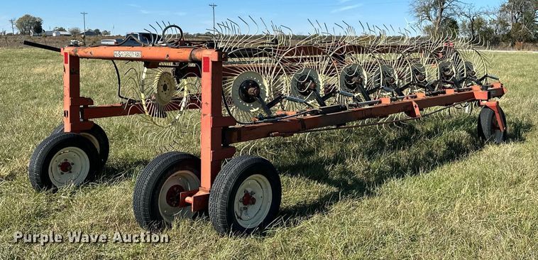 image for item KT9216 H&S BF14HC  hay rake