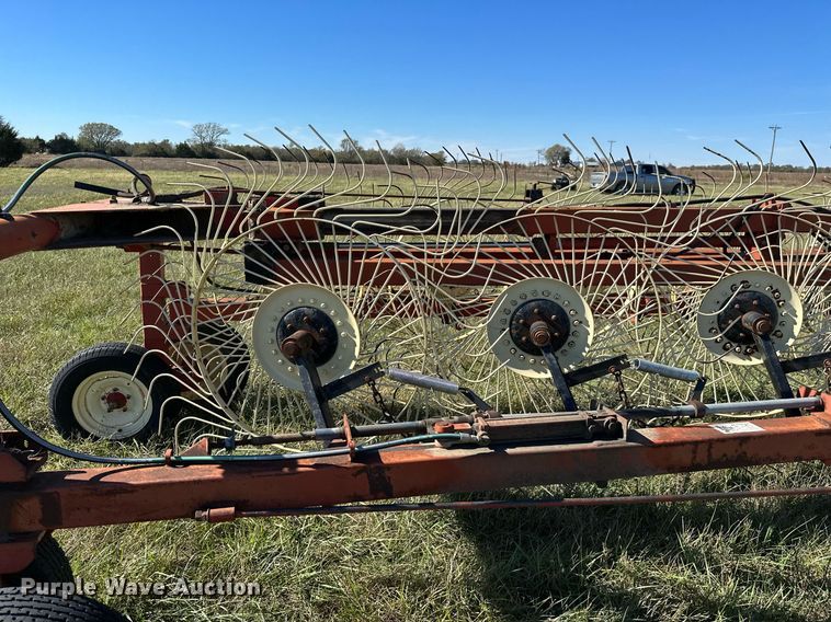 image for item KT9216 H&S BF14HC  hay rake