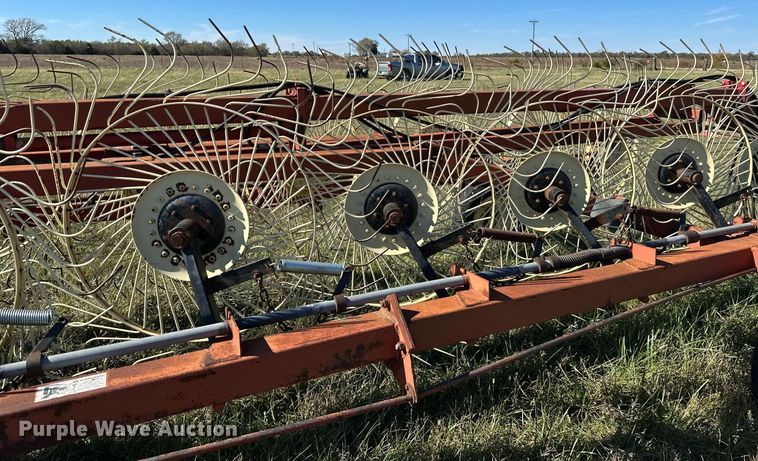 image for item KT9216 H&S BF14HC  hay rake