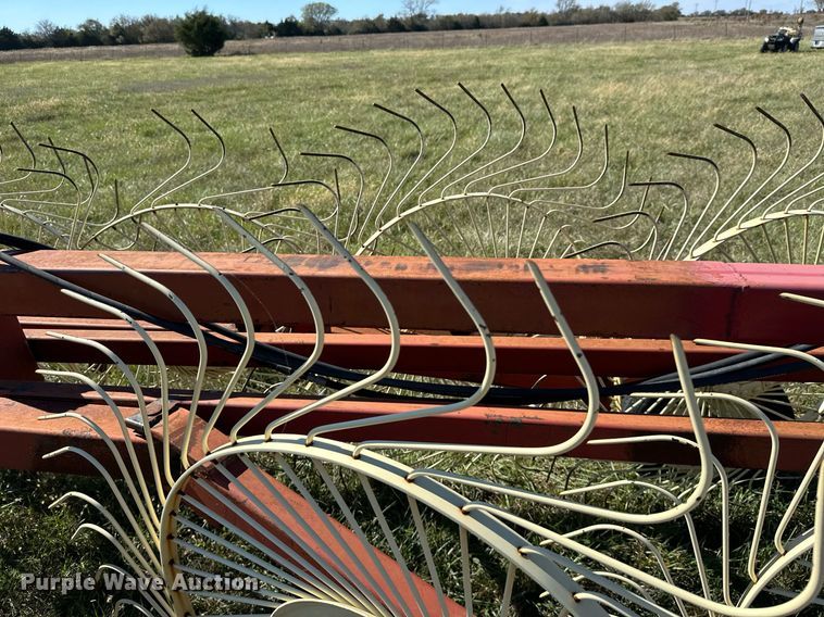 image for item KT9216 H&S BF14HC  hay rake