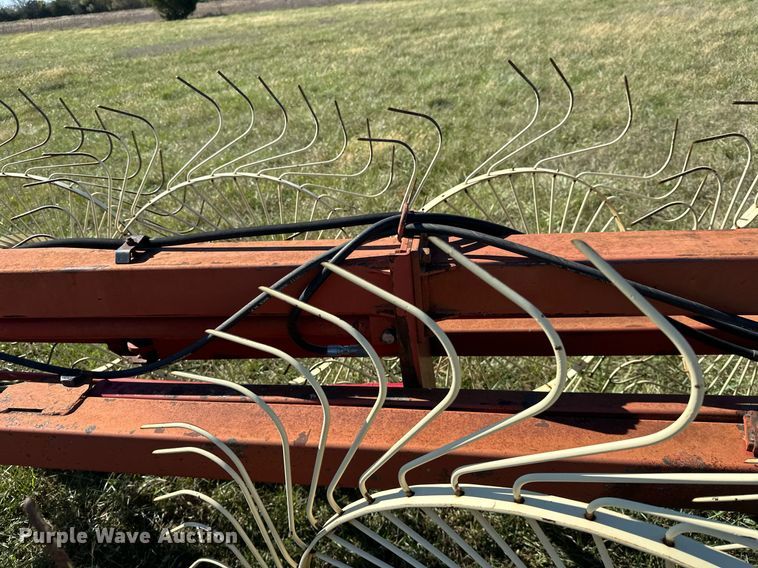 image for item KT9216 H&S BF14HC  hay rake