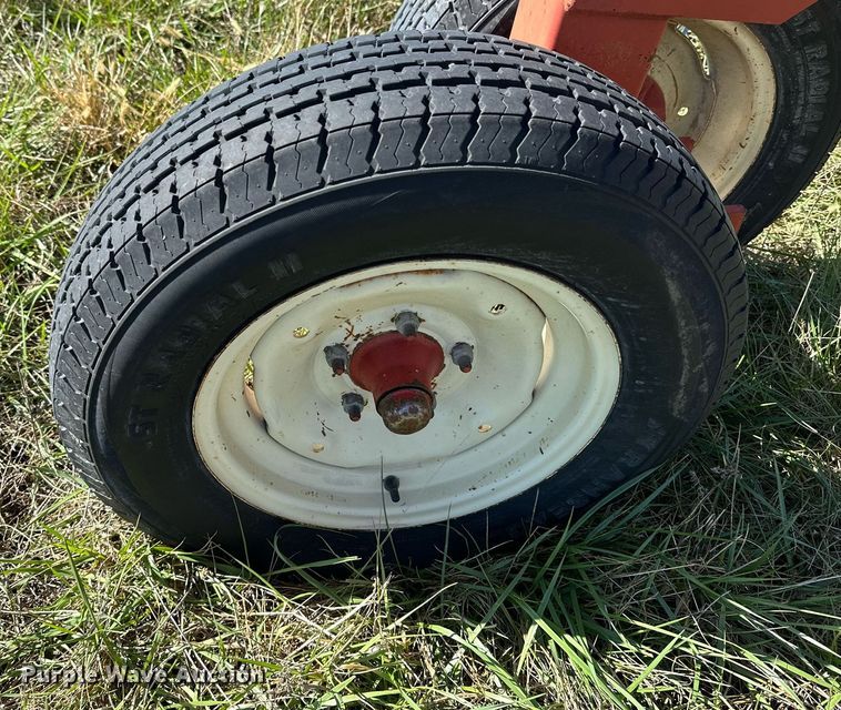 image for item KT9216 H&S BF14HC  hay rake