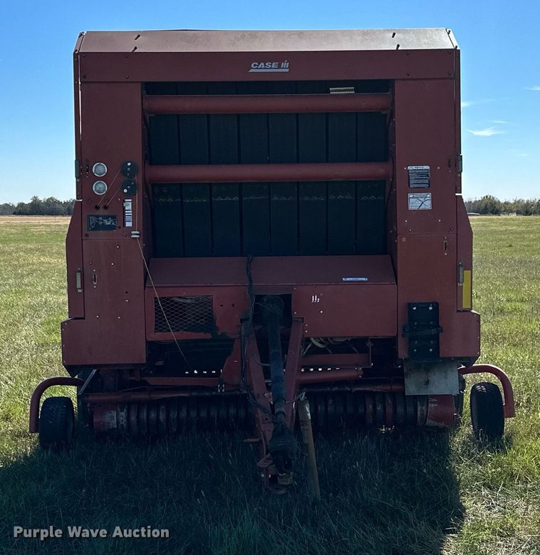 image for item KT9217 2000 Case RS561  round baler