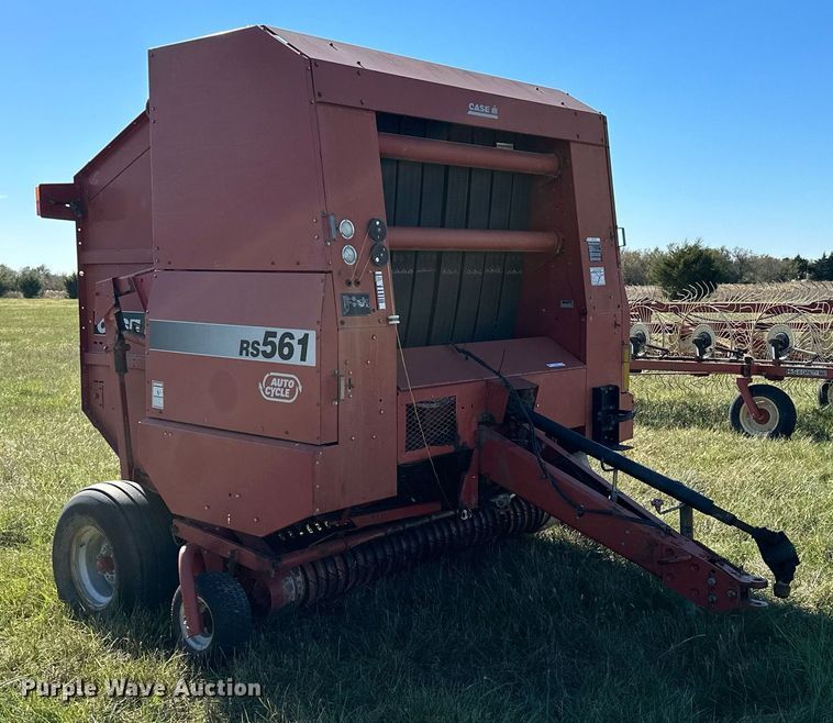 image for item KT9217 2000 Case RS561  round baler