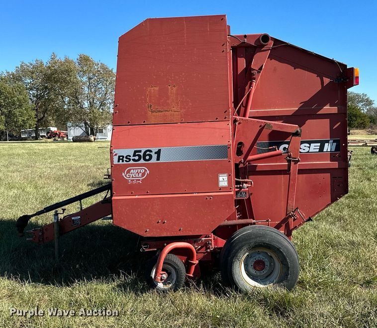 image for item KT9217 2000 Case RS561  round baler