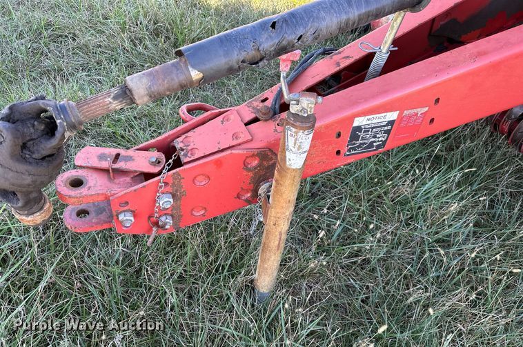 image for item KT9217 2000 Case RS561  round baler