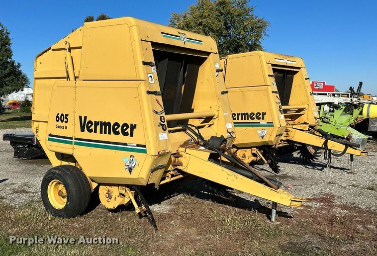 image for item KT9225 1993 Vermeer 605 Series K  round baler