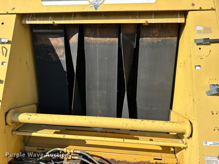 image for item KT9226 1993 Vermeer 605 Series K  round baler