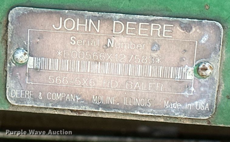 image for item KT9227 1998 John Deere 566  round baler