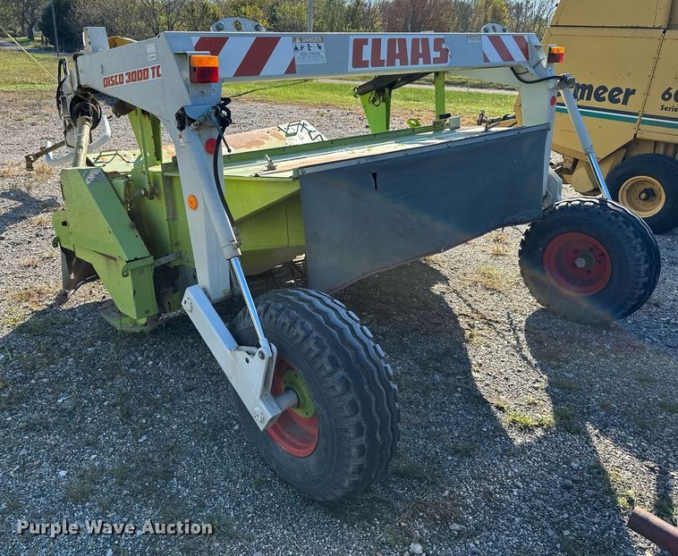 image for item KT9228 Claas Disco 3000TC  windrower