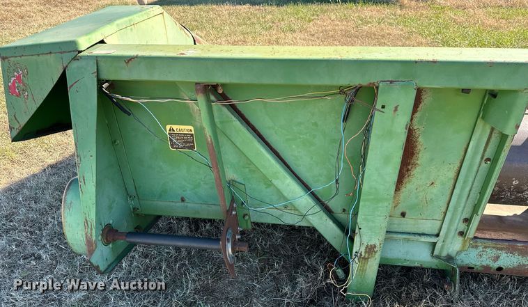 image for item KT9239 John Deere 653A  all-crop head