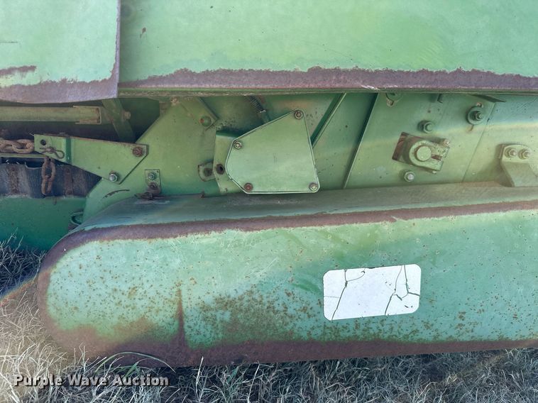 image for item KT9239 John Deere 653A  all-crop head