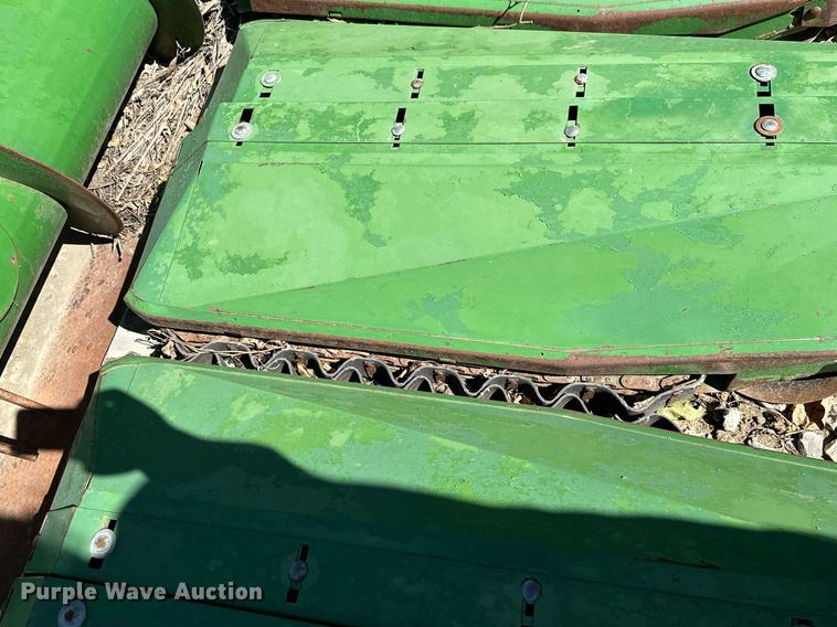 image for item KT9263 John Deere 453A  all-crop head