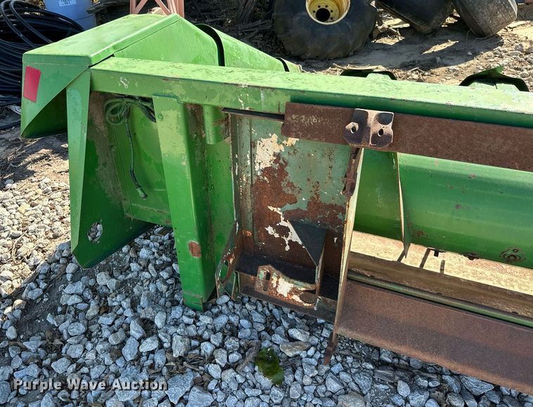 image for item KT9263 John Deere 453A  all-crop head
