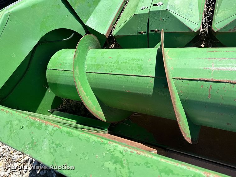 image for item KT9263 John Deere 453A  all-crop head