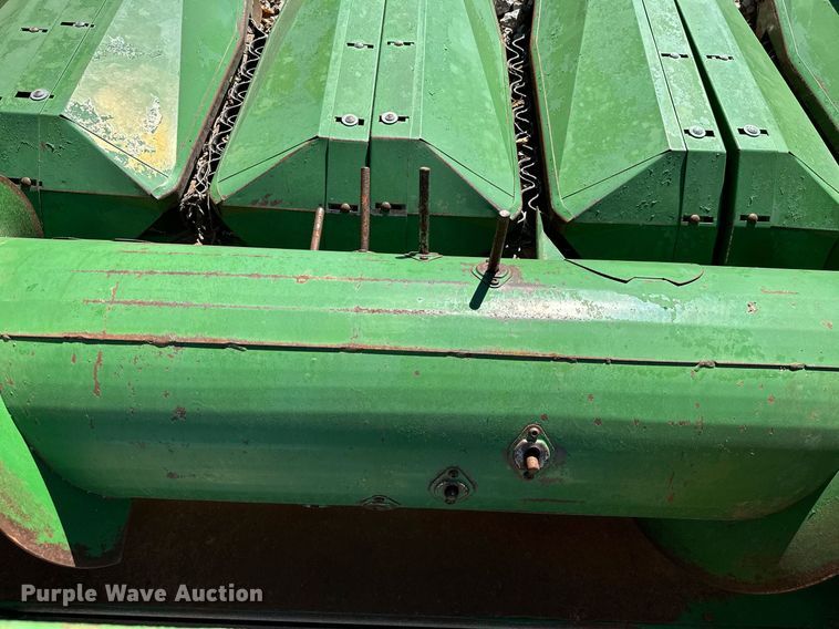 image for item KT9263 John Deere 453A  all-crop head