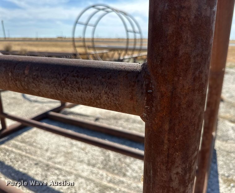 image for item KX9720 Grain bin stand with tank