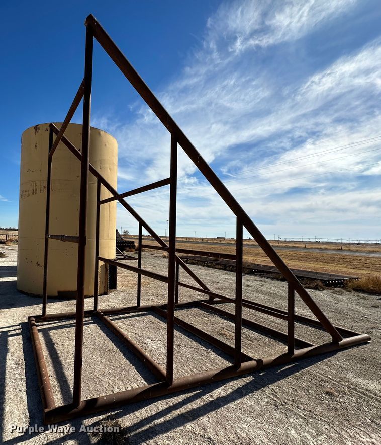 image for item KX9721 Grain bin stand with tank