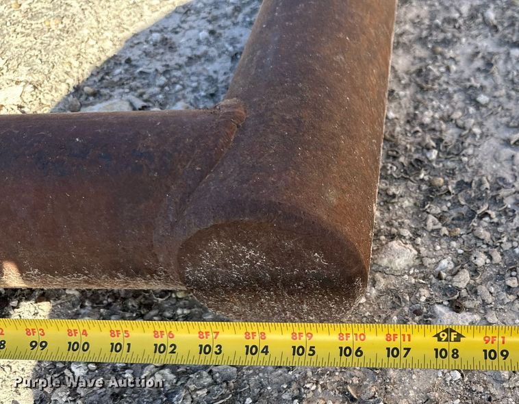 image for item KX9721 Grain bin stand with tank