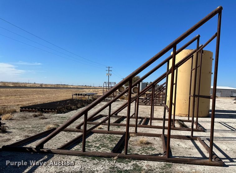 image for item KX9723 (2) grain bin stands